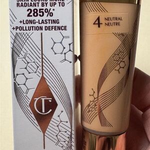 Charlotte Tilbury Beautiful Skin Foundation - Cream